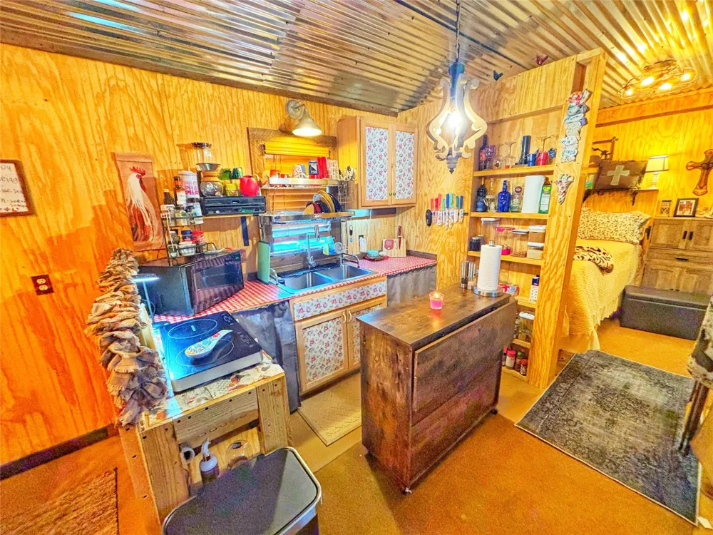603 Oak Hallow Lovelady, TX 75851