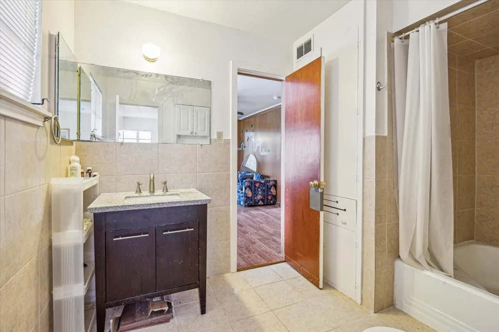 3825 Gramercy Street Houston, TX 77025