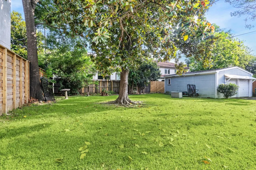 3825 Gramercy Street Houston, TX 77025