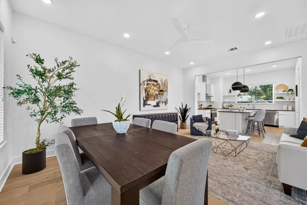 902 Kern St #A Houston, TX 77009