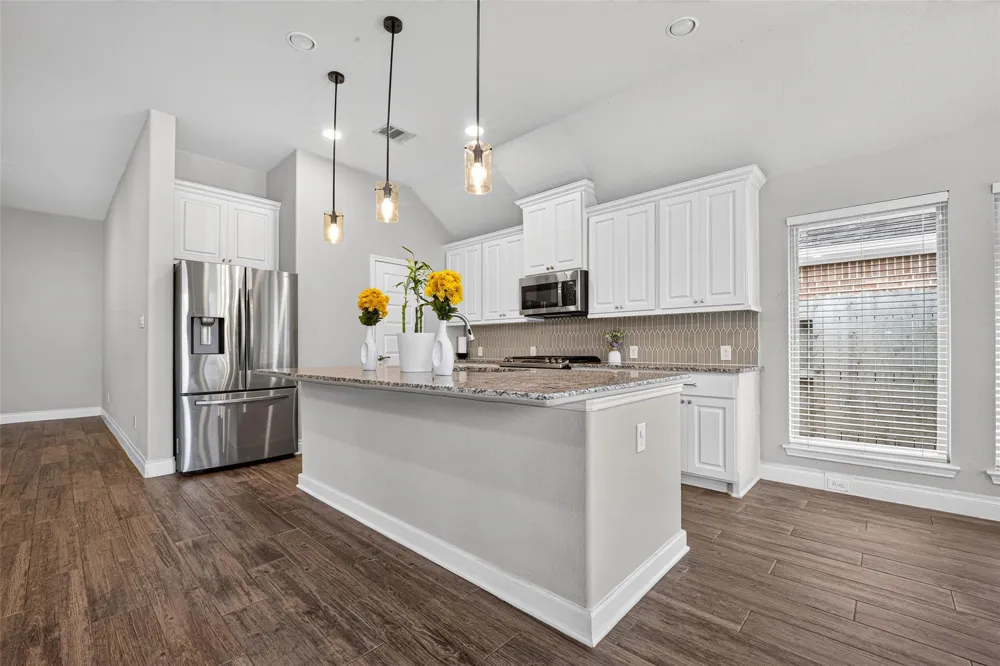 2232 Blackhawk Ridge Lane Manvel, TX 77578