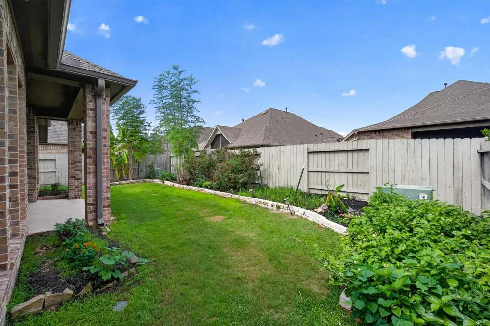 2232 Blackhawk Ridge Lane Manvel, TX 77578