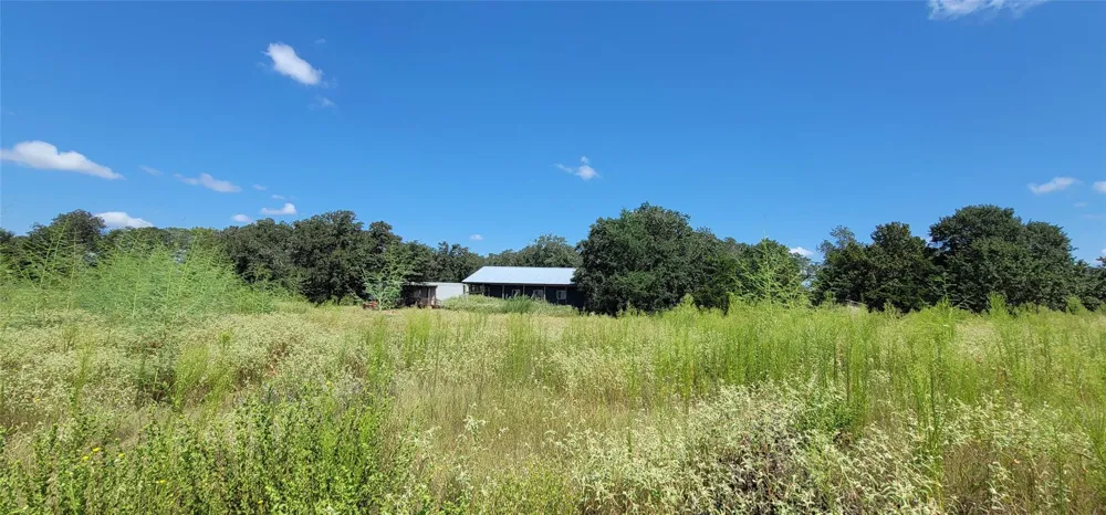3655 County Road 430 Dime Box, TX 77853