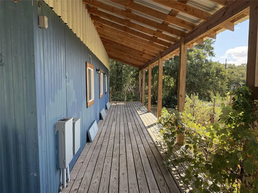 3655 County Road 430 Dime Box, TX 77853