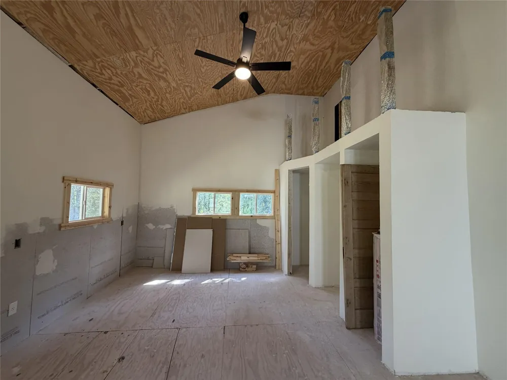 3655 County Road 430 Dime Box, TX 77853