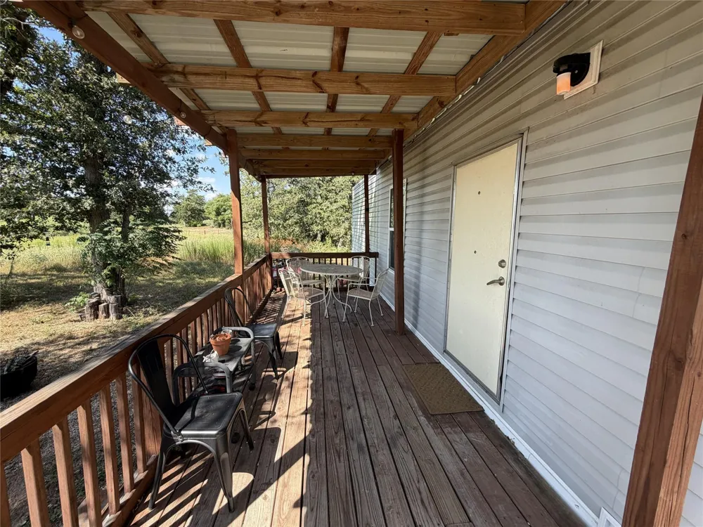 3655 County Road 430 Dime Box, TX 77853