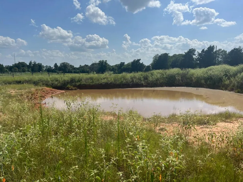 3655 County Road 430 Dime Box, TX 77853