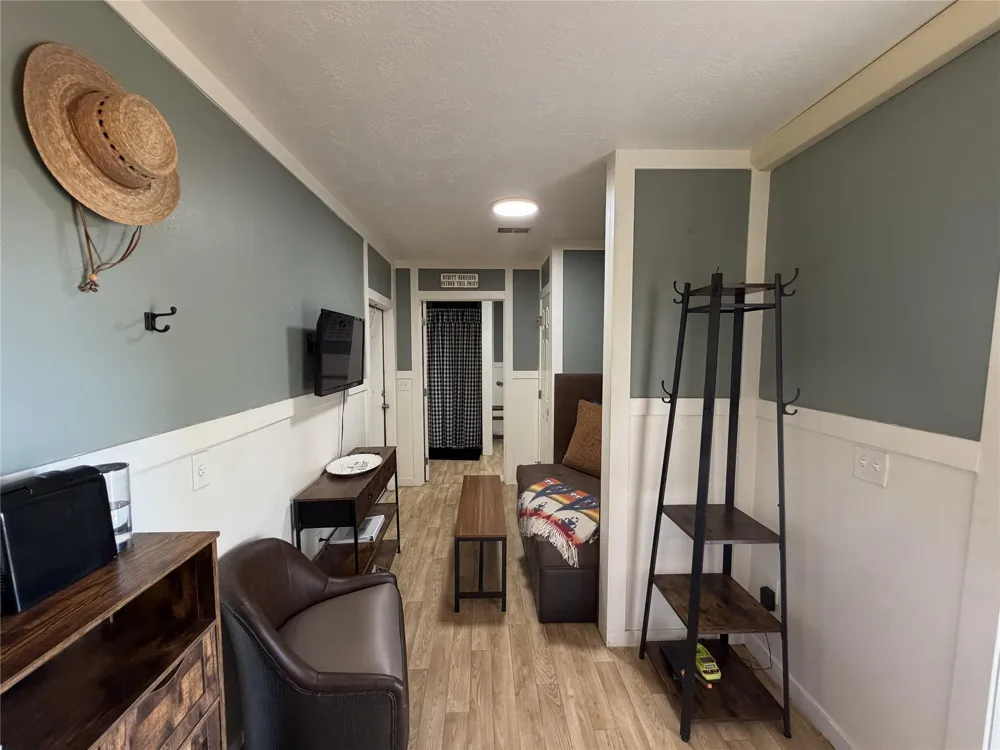 3655 County Road 430 Dime Box, TX 77853