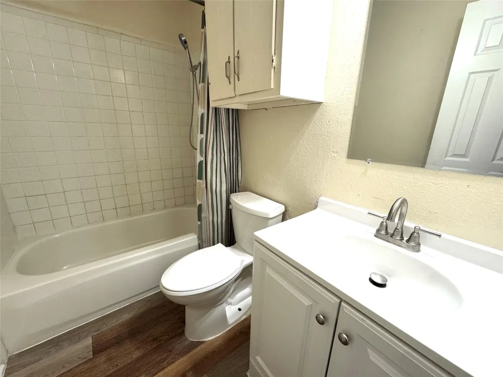 2523 Woodbough Drive Houston, TX 77038