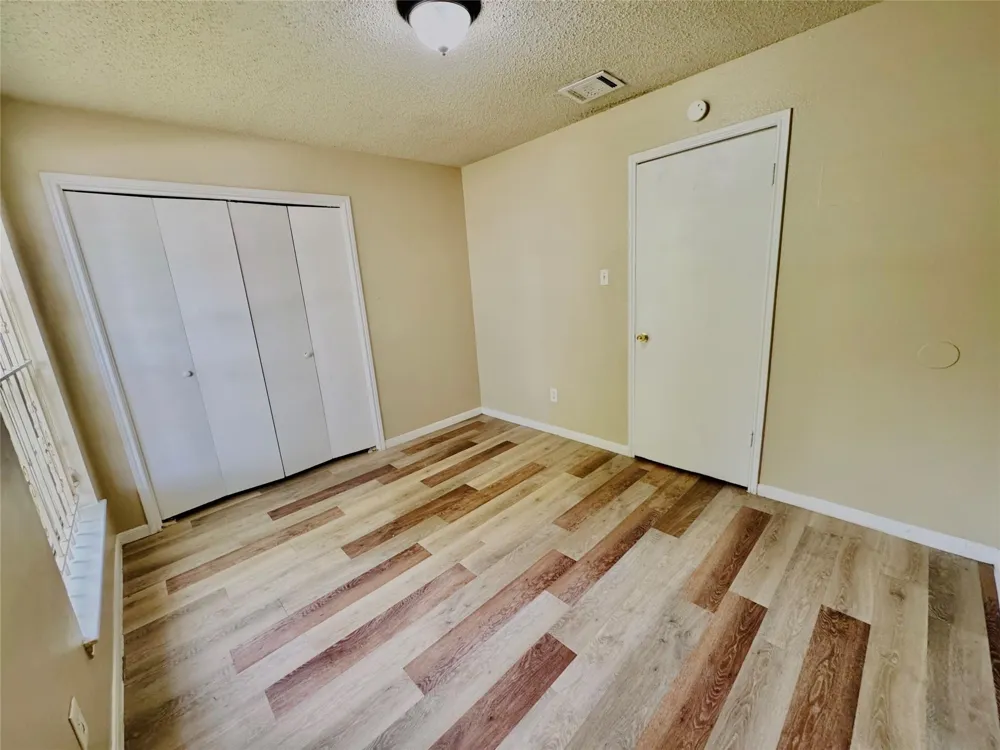 2523 Woodbough Drive Houston, TX 77038
