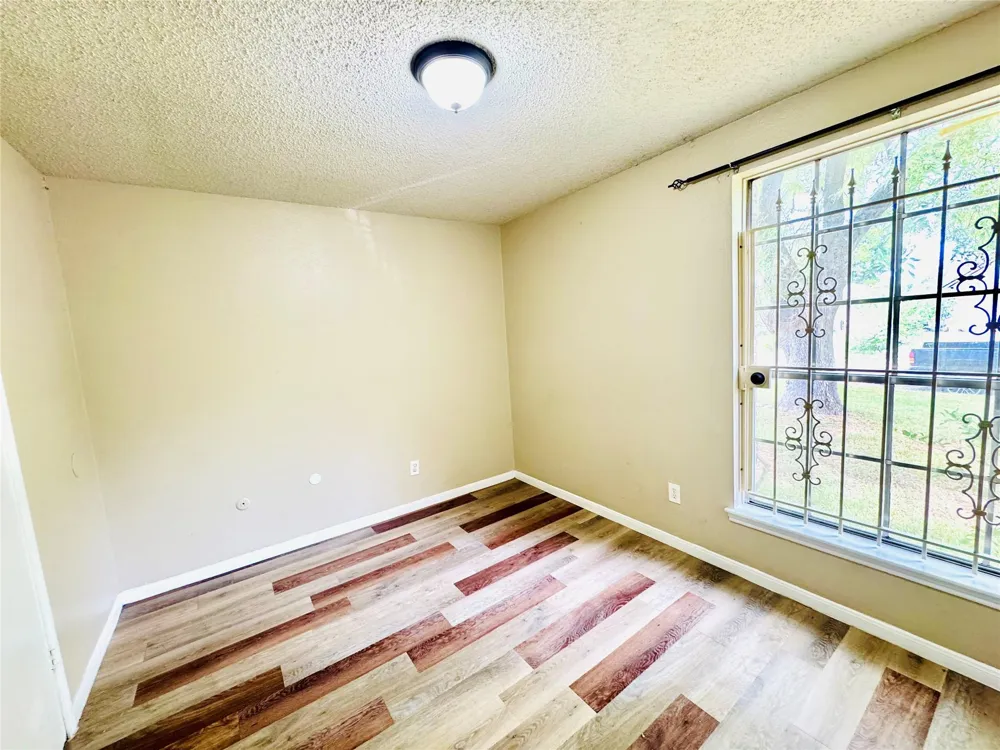 2523 Woodbough Drive Houston, TX 77038