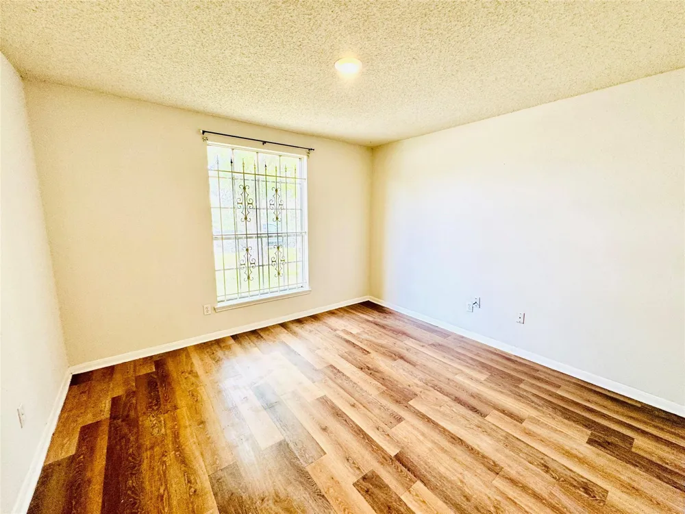 2523 Woodbough Drive Houston, TX 77038
