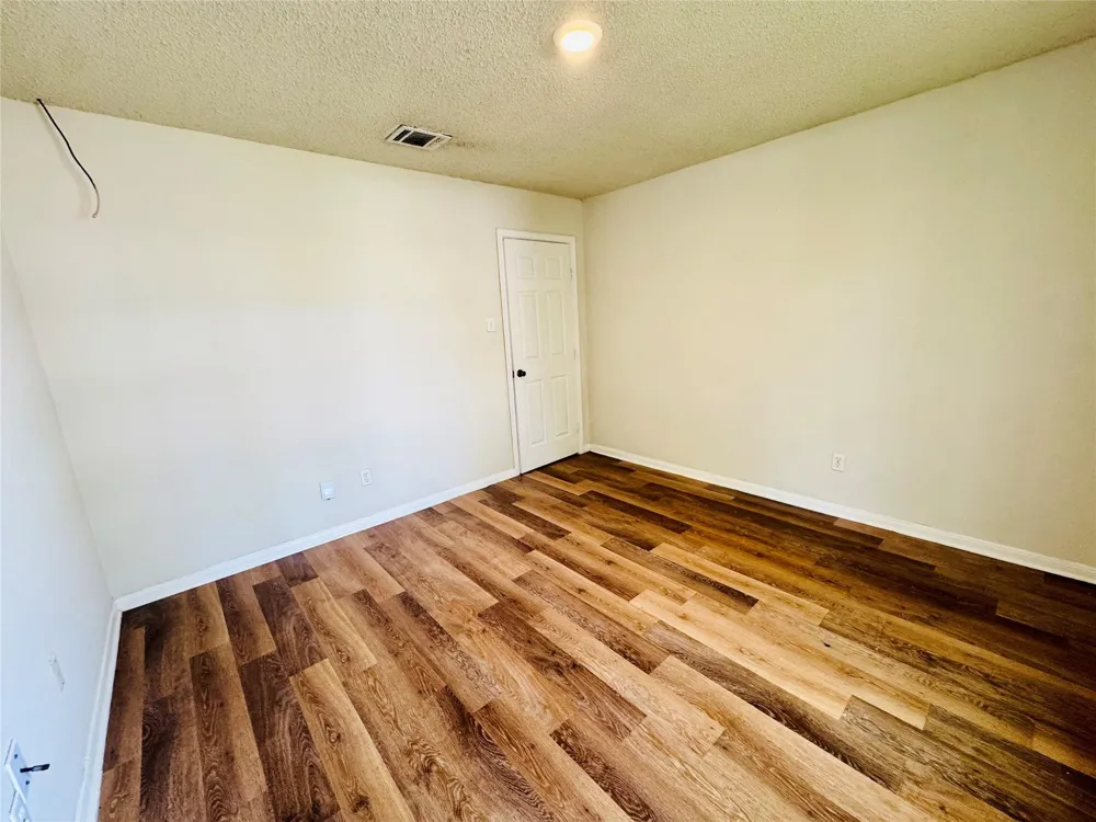 2523 Woodbough Drive Houston, TX 77038