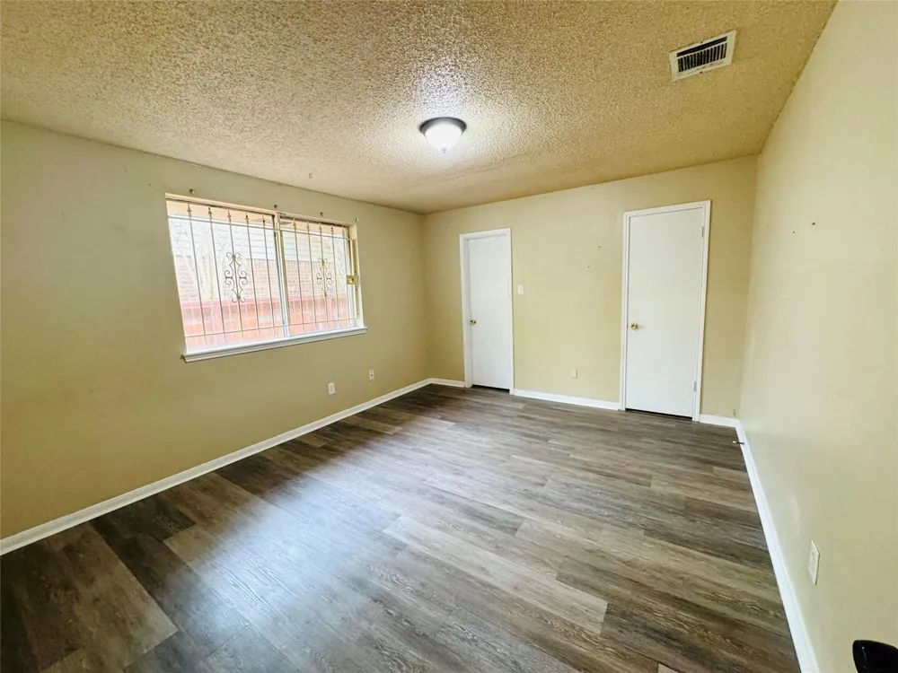 2523 Woodbough Drive Houston, TX 77038