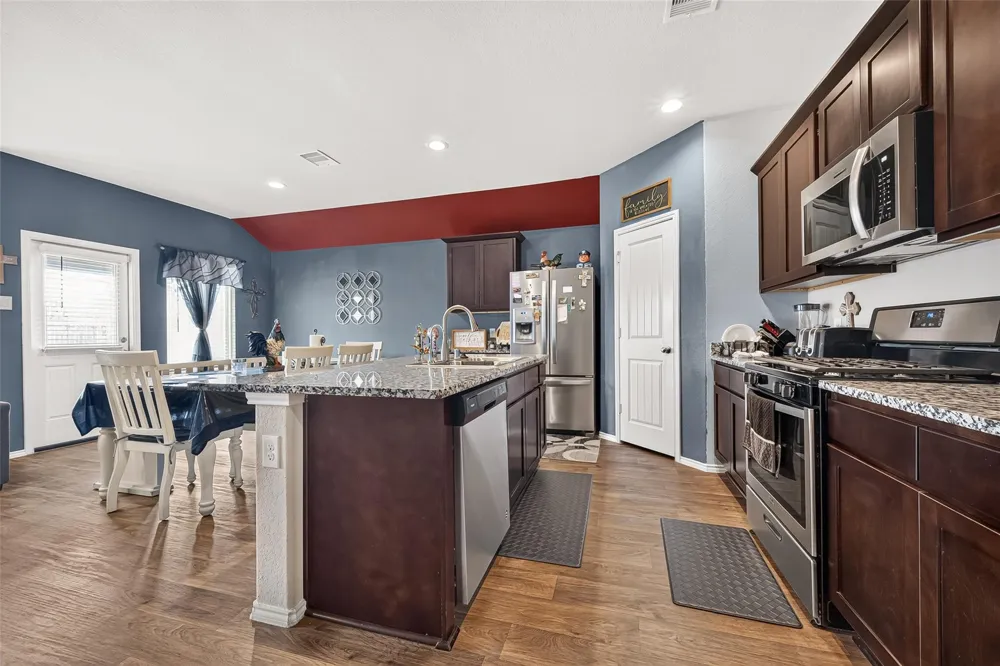 1735 Brownwood Ridge Court Rosenberg, TX 77469