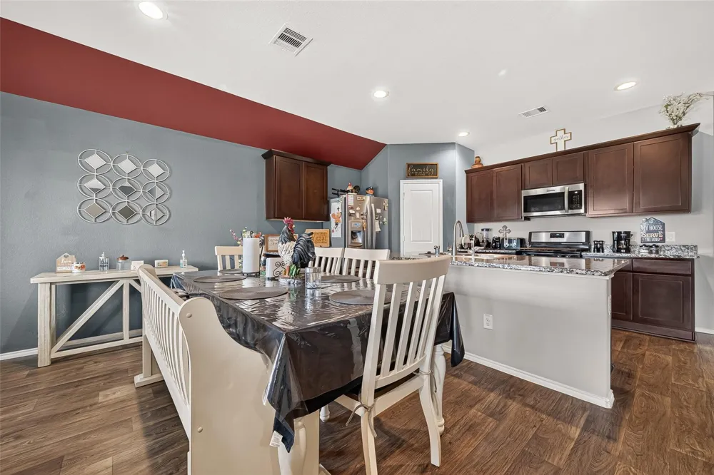1735 Brownwood Ridge Court Rosenberg, TX 77469