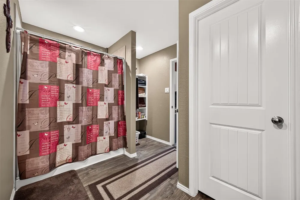 1735 Brownwood Ridge Court Rosenberg, TX 77469
