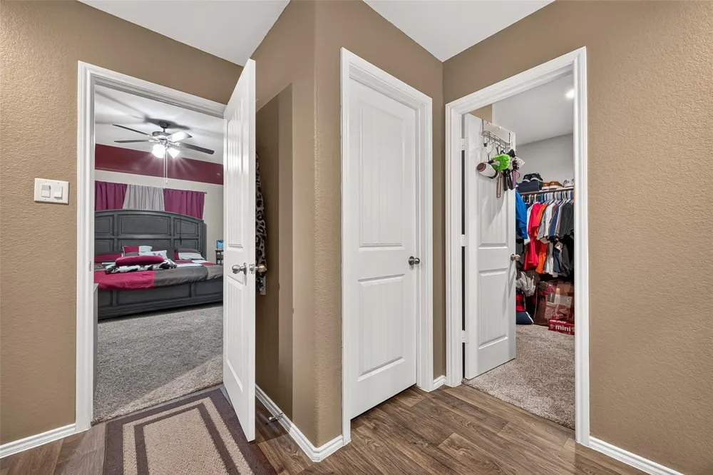 1735 Brownwood Ridge Court Rosenberg, TX 77469