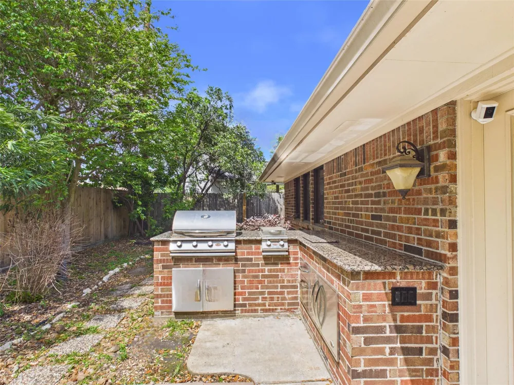 814 James Street Deer Park, TX 77536