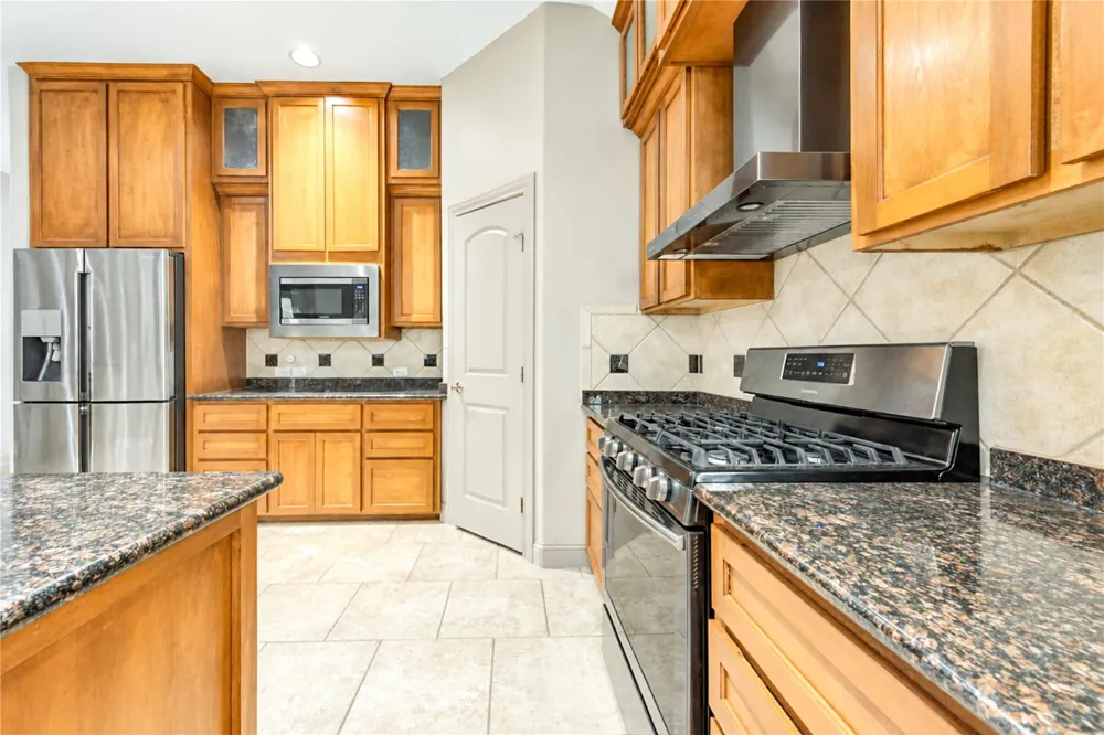 6210 Bristol Path Lane Sugar Land, TX 77479