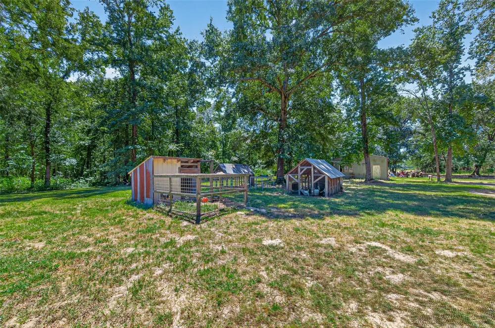 9846 Post Oak Cemetery Road Montgomery, TX 77356