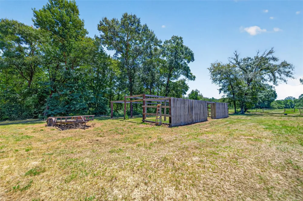 9846 Post Oak Cemetery Road Montgomery, TX 77356