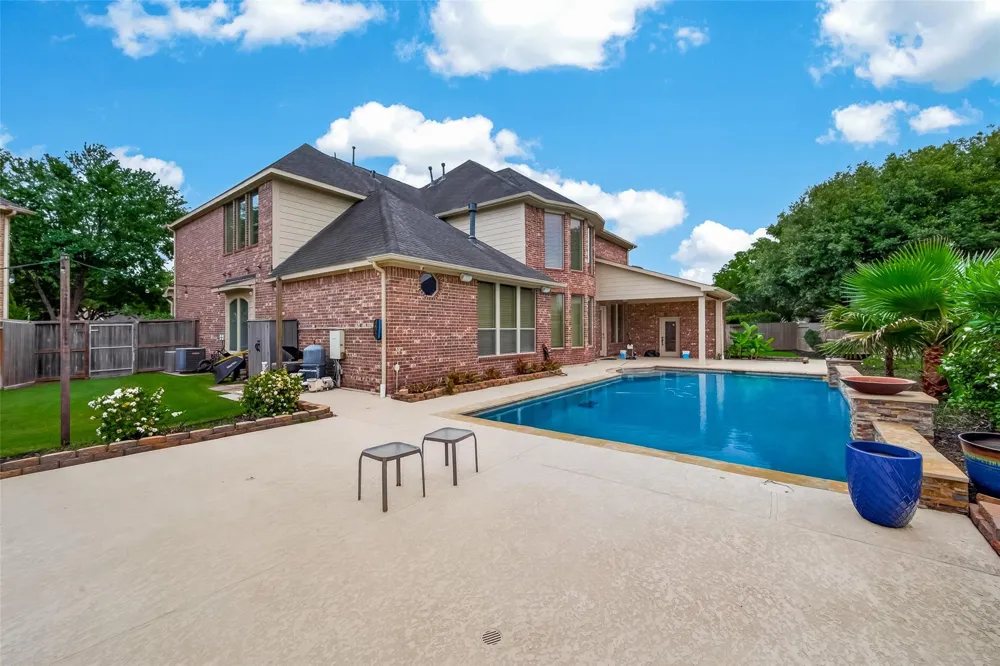 27411 Manor Falls Lane Fulshear, TX 77441