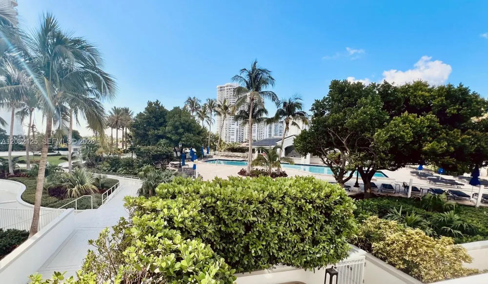 21055 Yacht Club Dr #510 Aventura, FL 33180