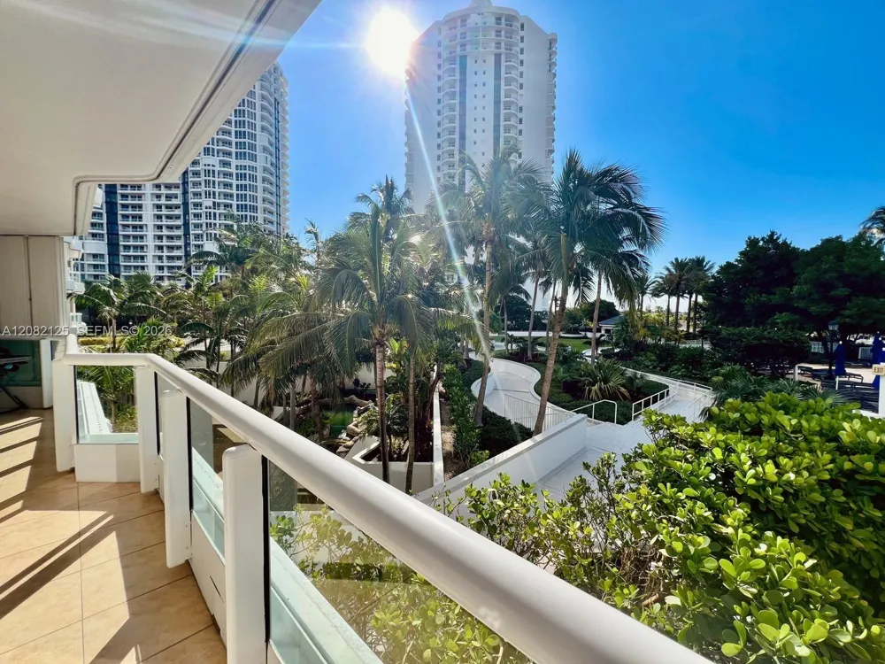 21055 Yacht Club Dr #510 Aventura, FL 33180