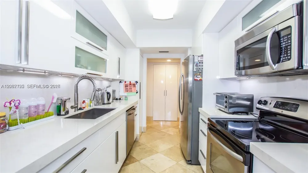 21055 Yacht Club Dr #510 Aventura, FL 33180