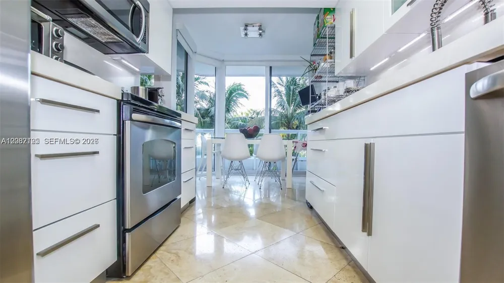 21055 Yacht Club Dr #510 Aventura, FL 33180
