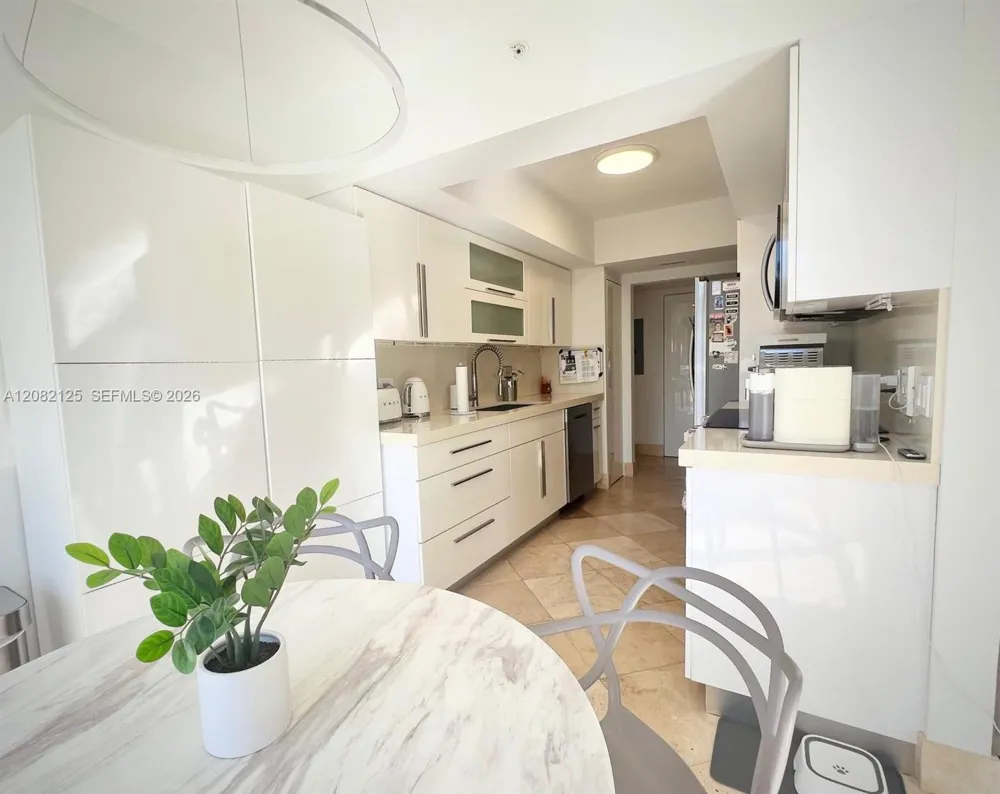 21055 Yacht Club Dr #510 Aventura, FL 33180