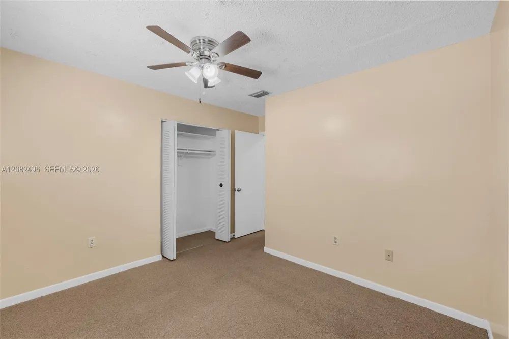 1284 W 44th Pl #3 Hialeah, FL 33012