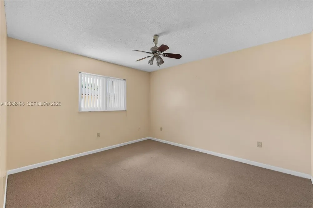 1284 W 44th Pl #3 Hialeah, FL 33012