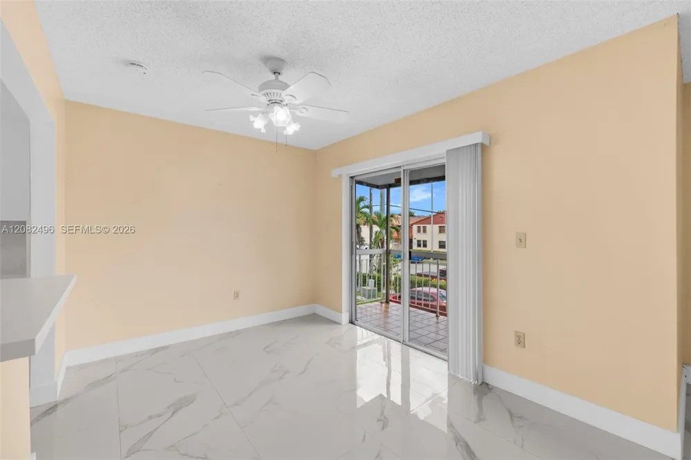 1284 W 44th Pl #3 Hialeah, FL 33012