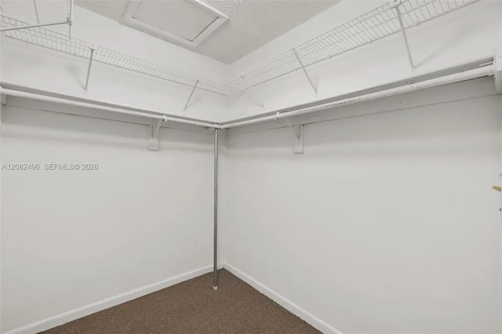 1284 W 44th Pl #3 Hialeah, FL 33012