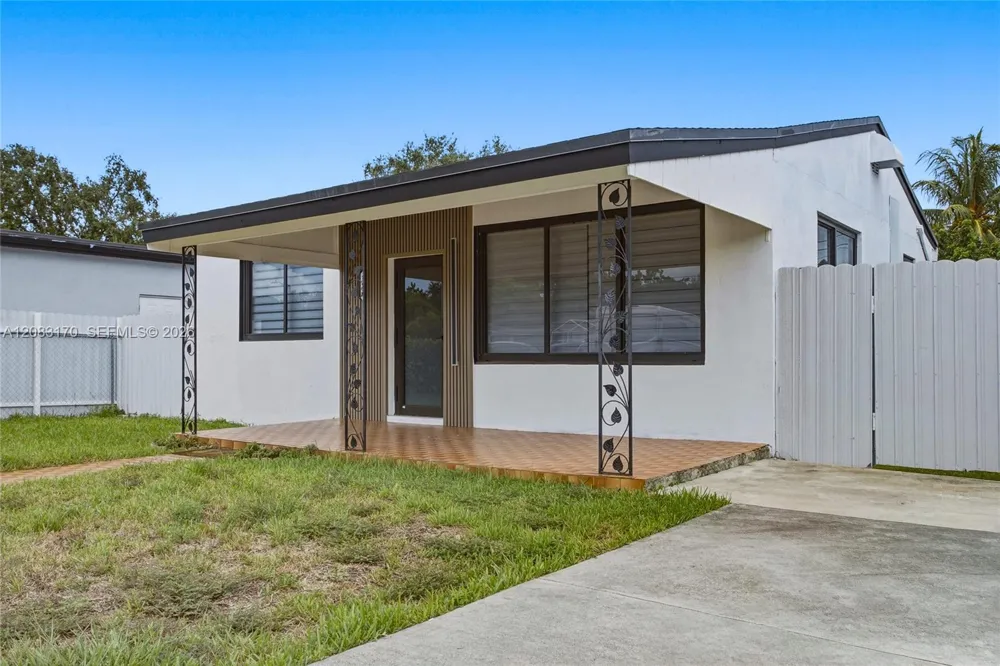 1260 NE 155th St North Miami Beach, FL 33162