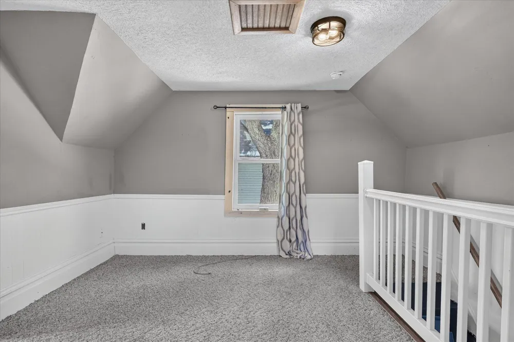 307 W Washington Avenue Zeeland, MI 49464