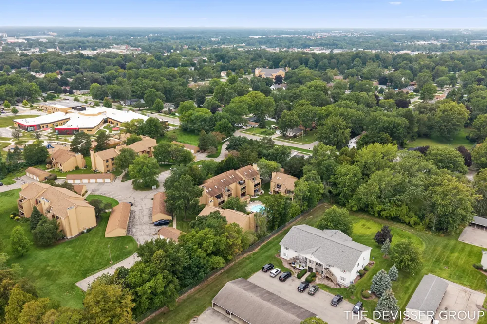 300 Farington Boulevard #3 Holland, MI 49423