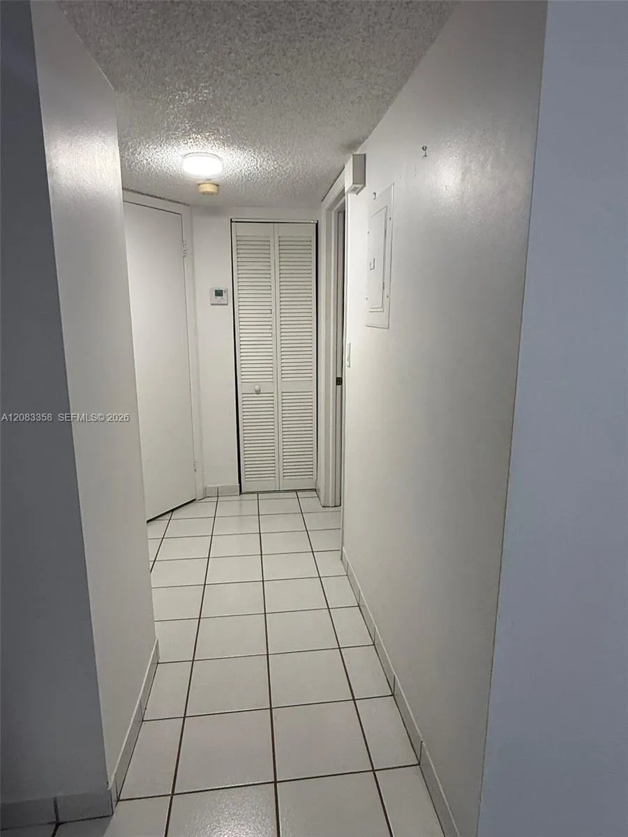 5420 W 21st Ct #211 Hialeah, FL 33016