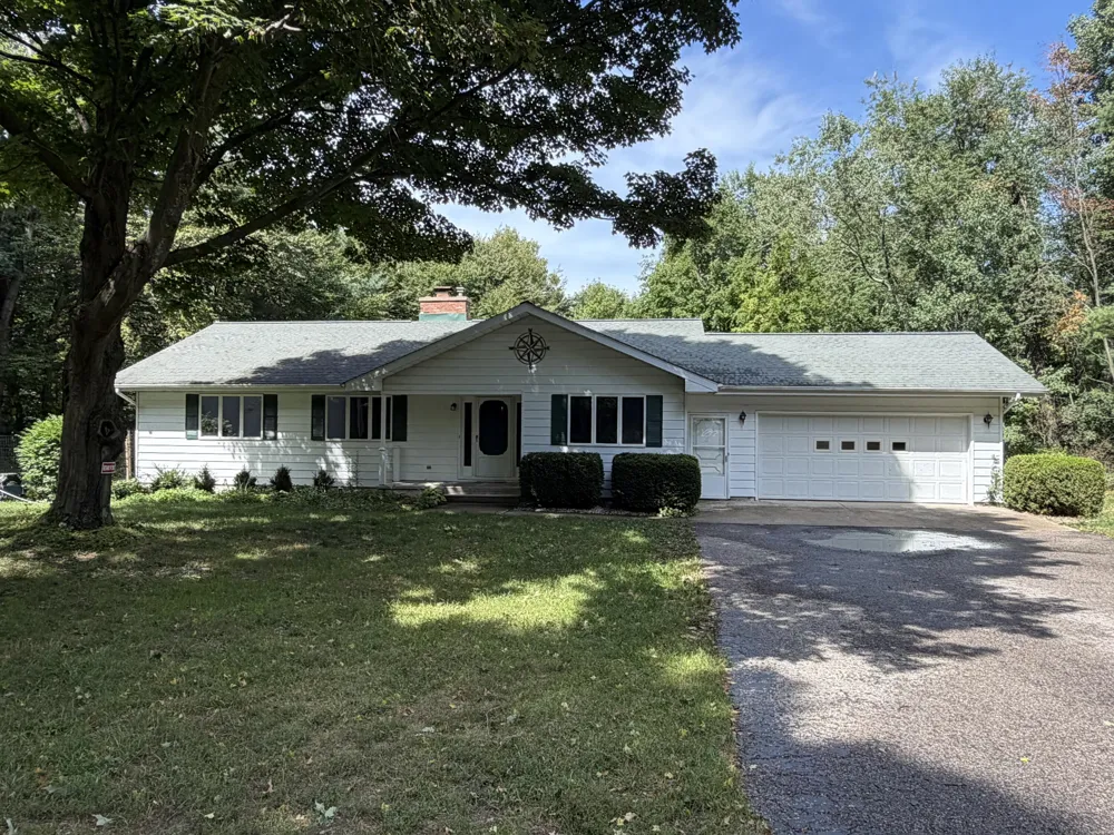 7026 Farr Road Onekama, MI 49675