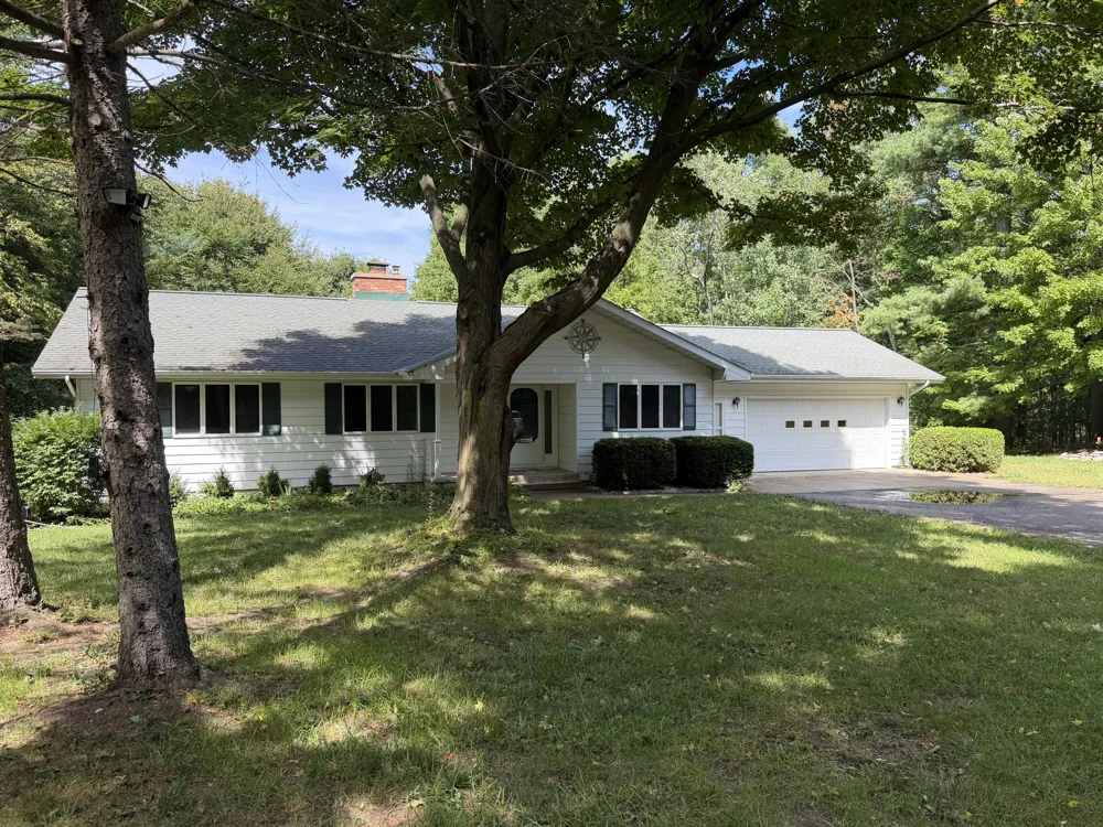 7026 Farr Road Onekama, MI 49675