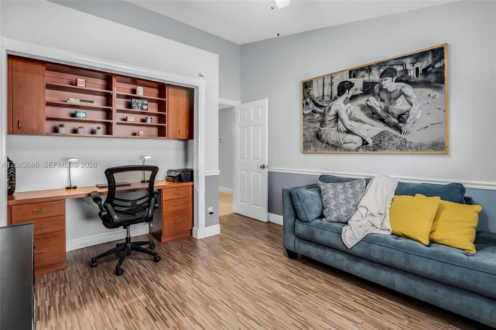 1387 SW 181st Ave Pembroke Pines, FL 33029