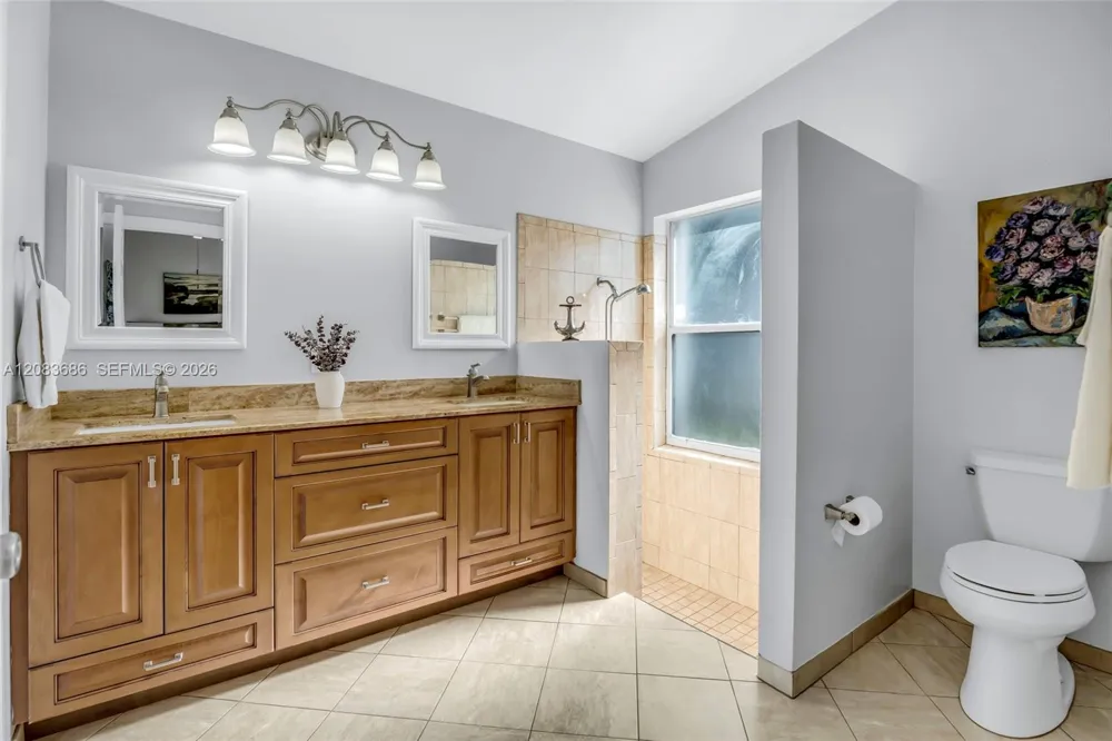 1387 SW 181st Ave Pembroke Pines, FL 33029