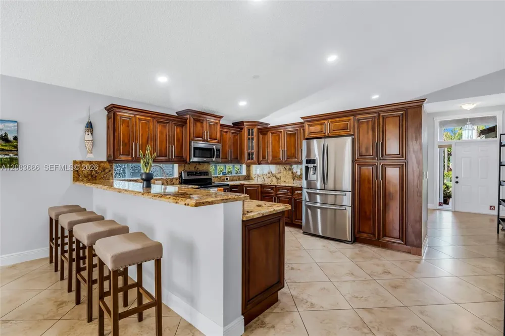 1387 SW 181st Ave Pembroke Pines, FL 33029