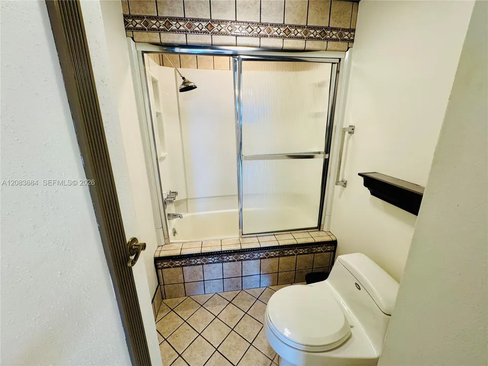 18071 Biscayne Blvd #PH03 & PH04 Aventura, FL 33160