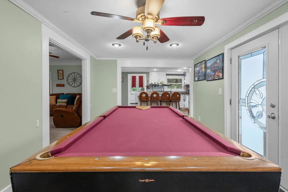 204 South Street Jonesville, MI 49250