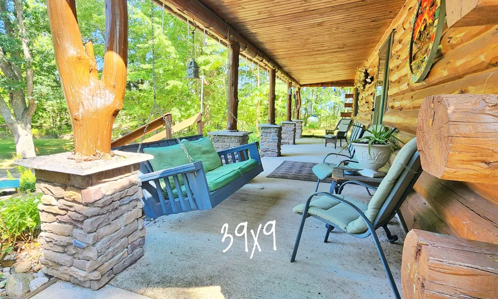 9557 E Anthony Road Branch, MI 49402