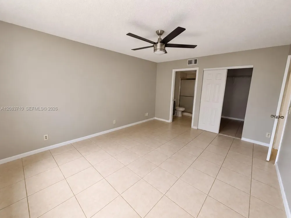 8821 Wiles Rd #102 Coral Springs, FL 33067