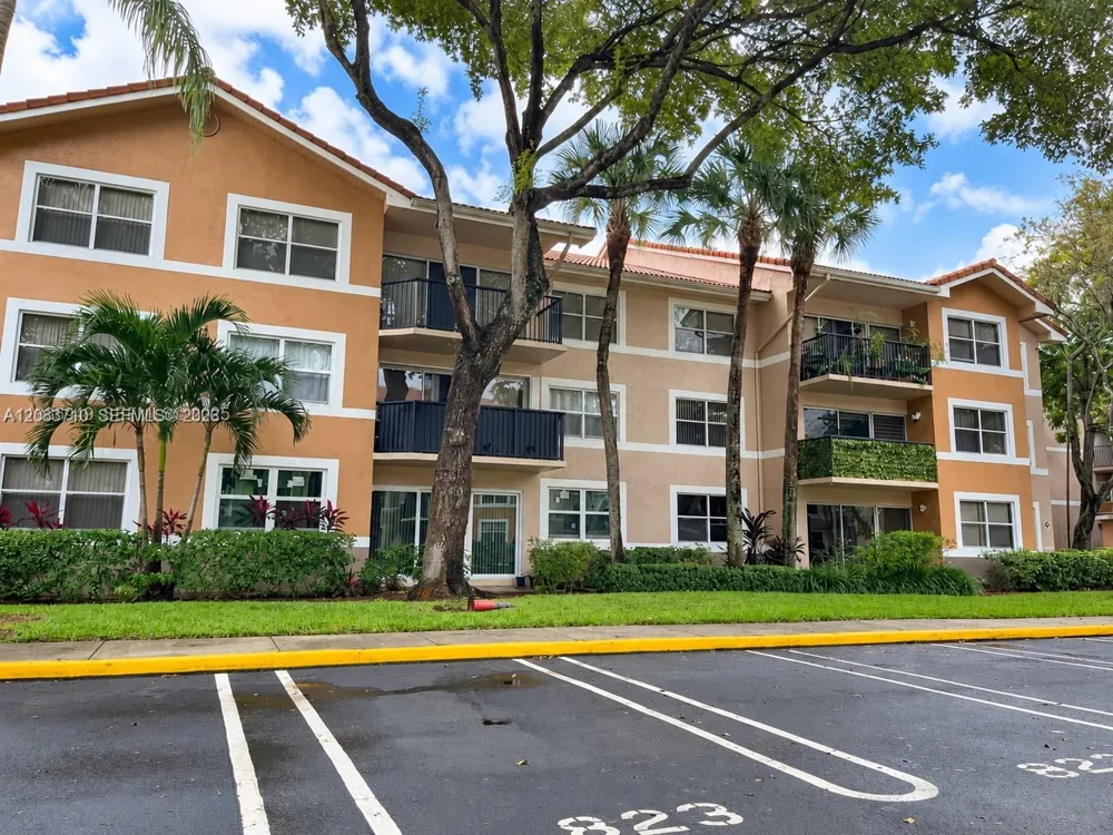 8821 Wiles Rd #102 Coral Springs, FL 33067